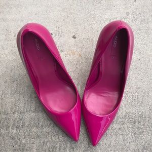 hot pink patent pumps